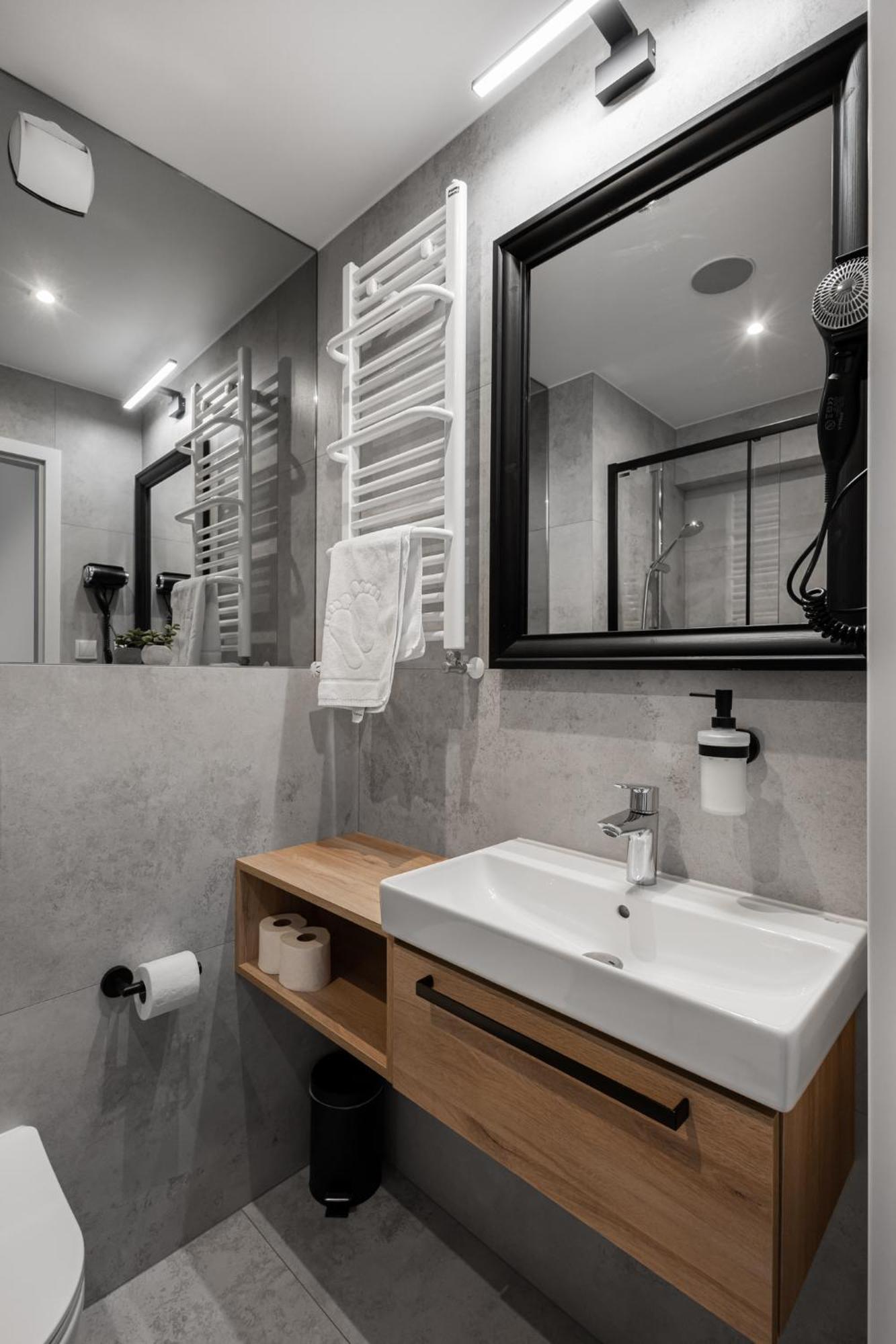 Apartamenty Wolnosci 6 Self Check-In 24H พอซนาน ภายนอก รูปภาพ